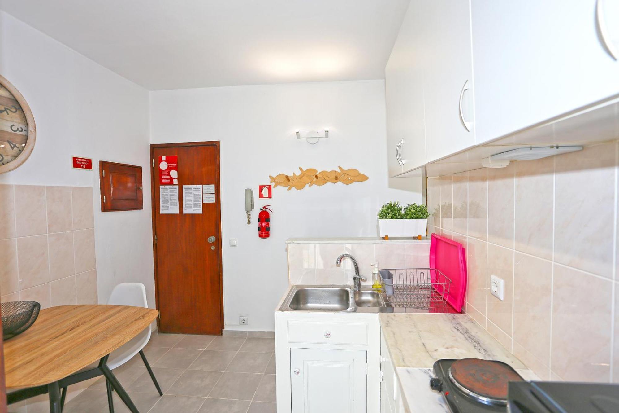 A13 - Channel Street Central Apartment Лагос Екстериор снимка